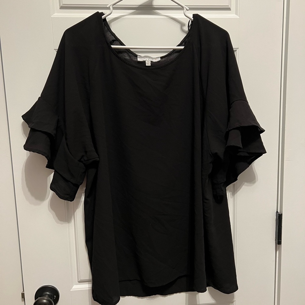 Umgee + Ruffle Sleeve Black Top